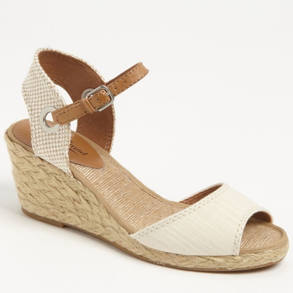 lucky brand kyndra wedge sandals